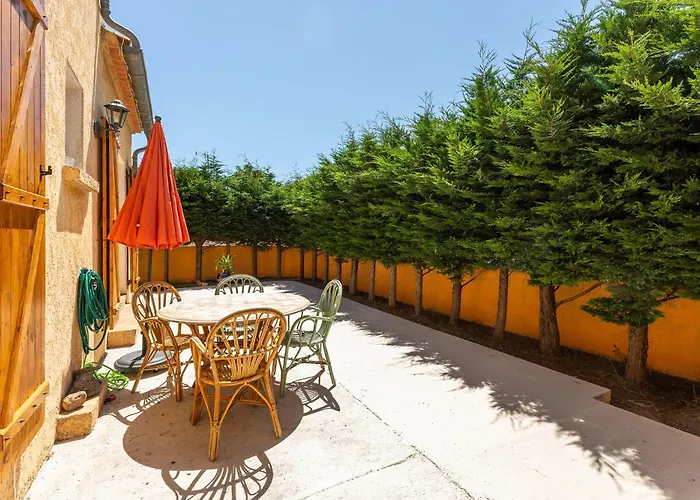 Holiday home La Maison Ensoleillee - Avec Jardin Et Terrasse *